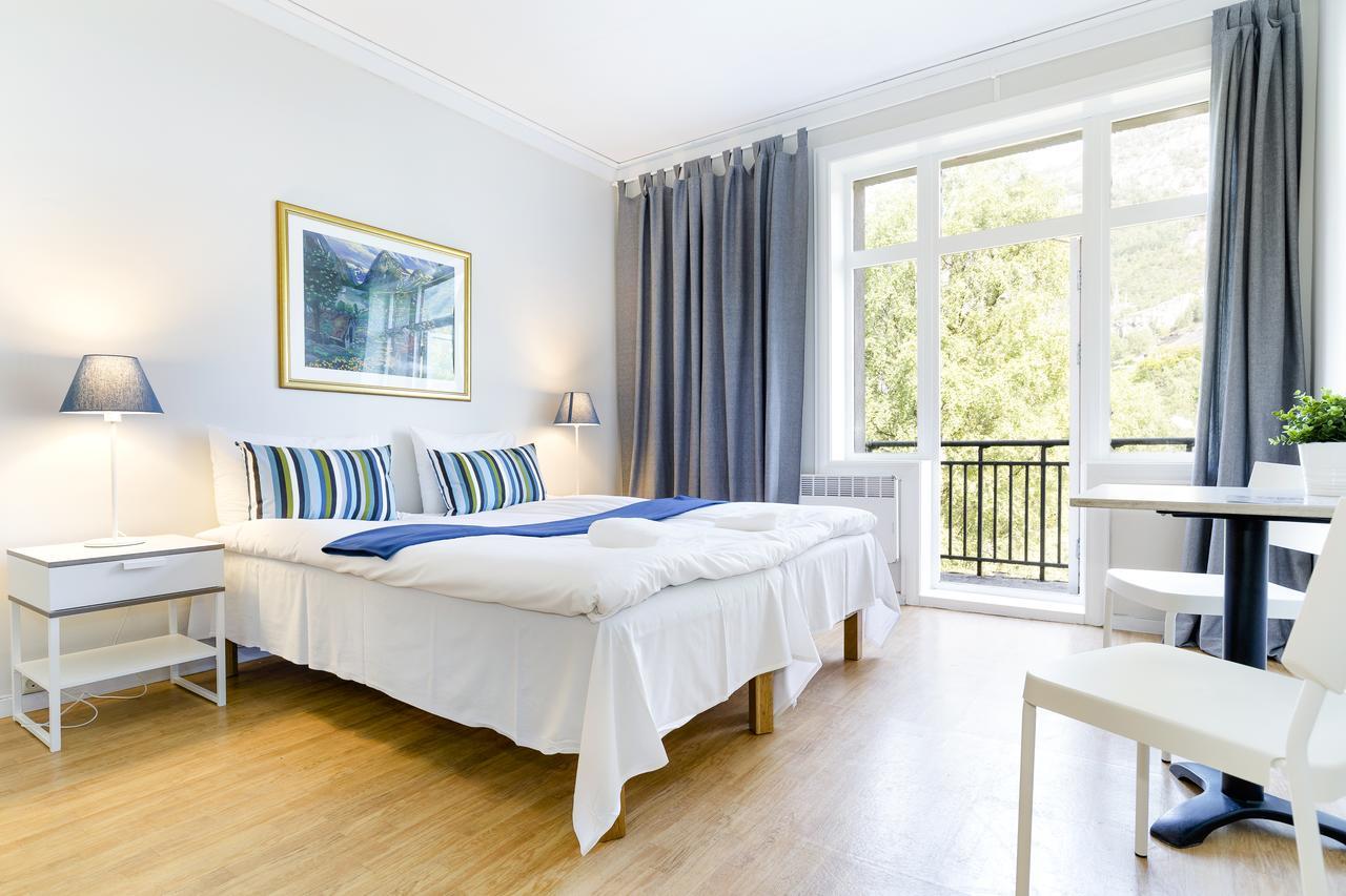 Slottet Apartments ทิสซิดัล ภายนอก รูปภาพ